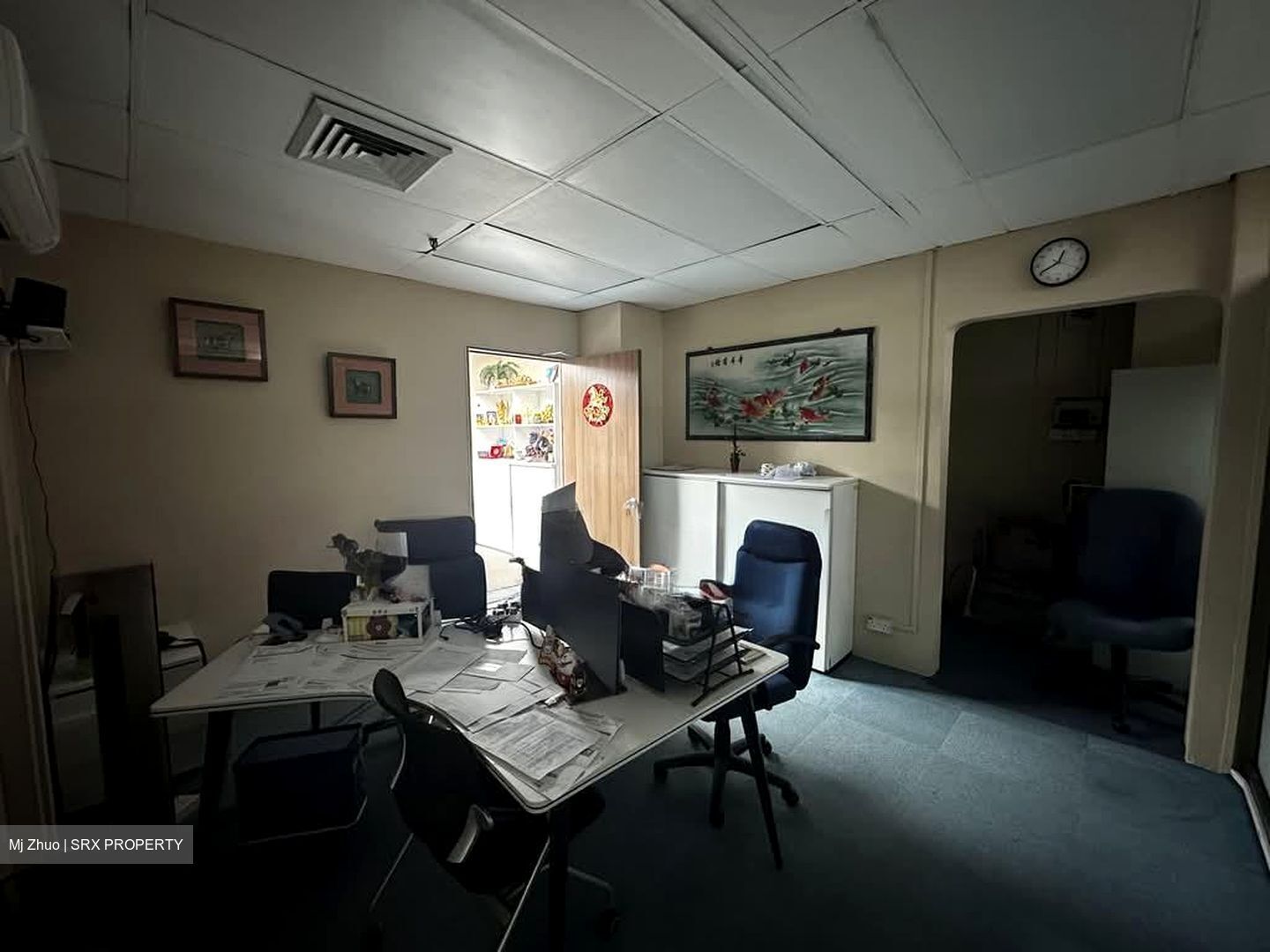 Manhattan House (D3), Office #588594451